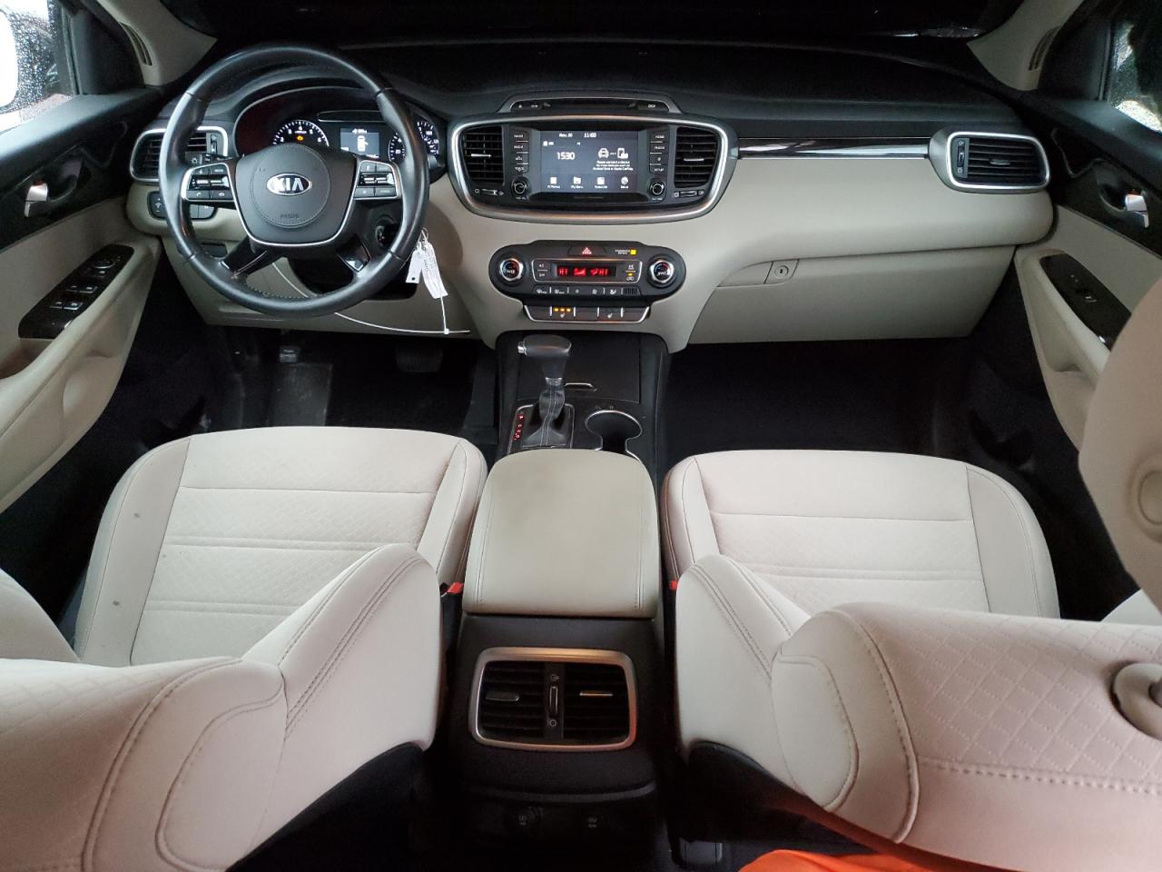 2019 Kia Sorento - Image 8