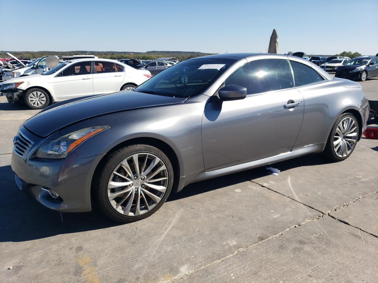 2013 INFINITI G37