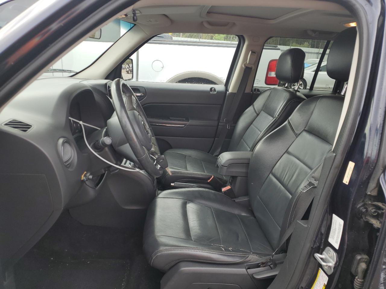 2011 Jeep Liberty (Patriot) - Image 7