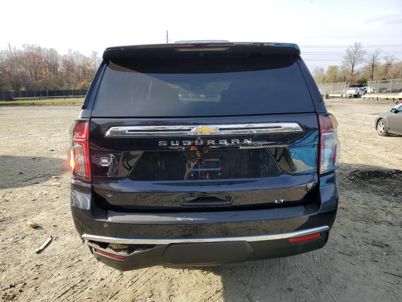 2023 Chevrolet Suburban - Image 6