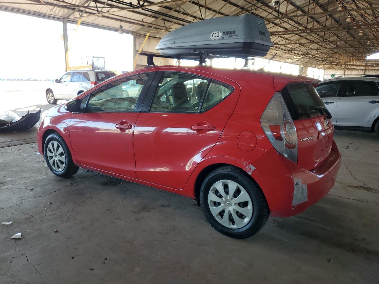 2014 Toyota Prius - Image 2