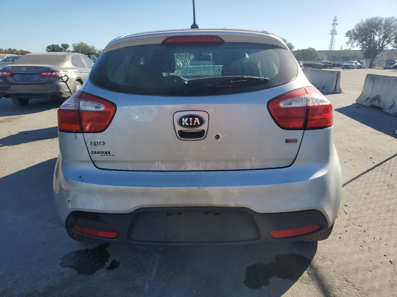 2015 Kia Rio - Image 6