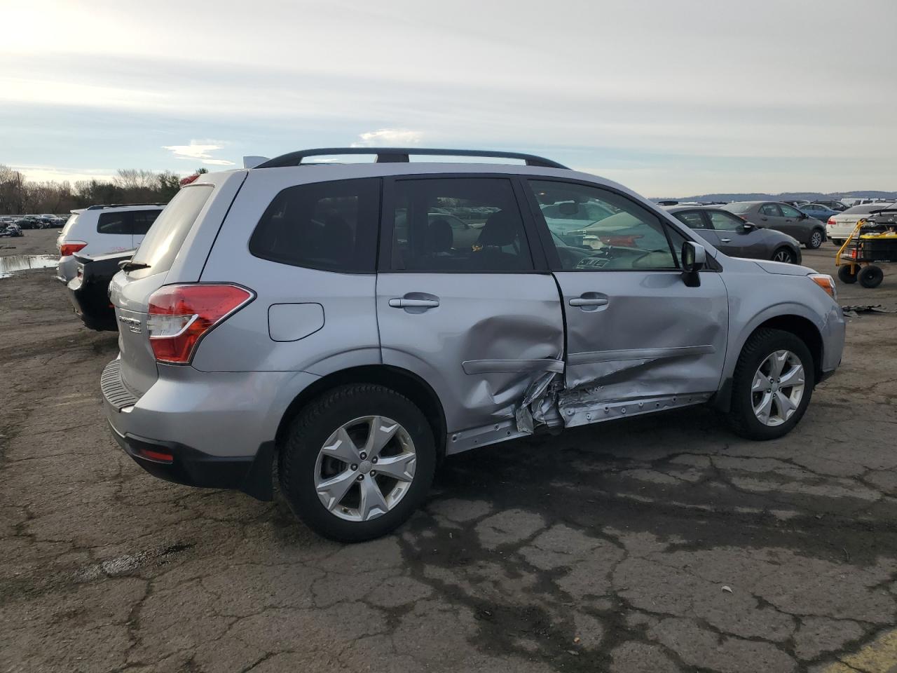 VIN JF2SJAFC0GH539728 2016 SUBARU FORESTER no.3