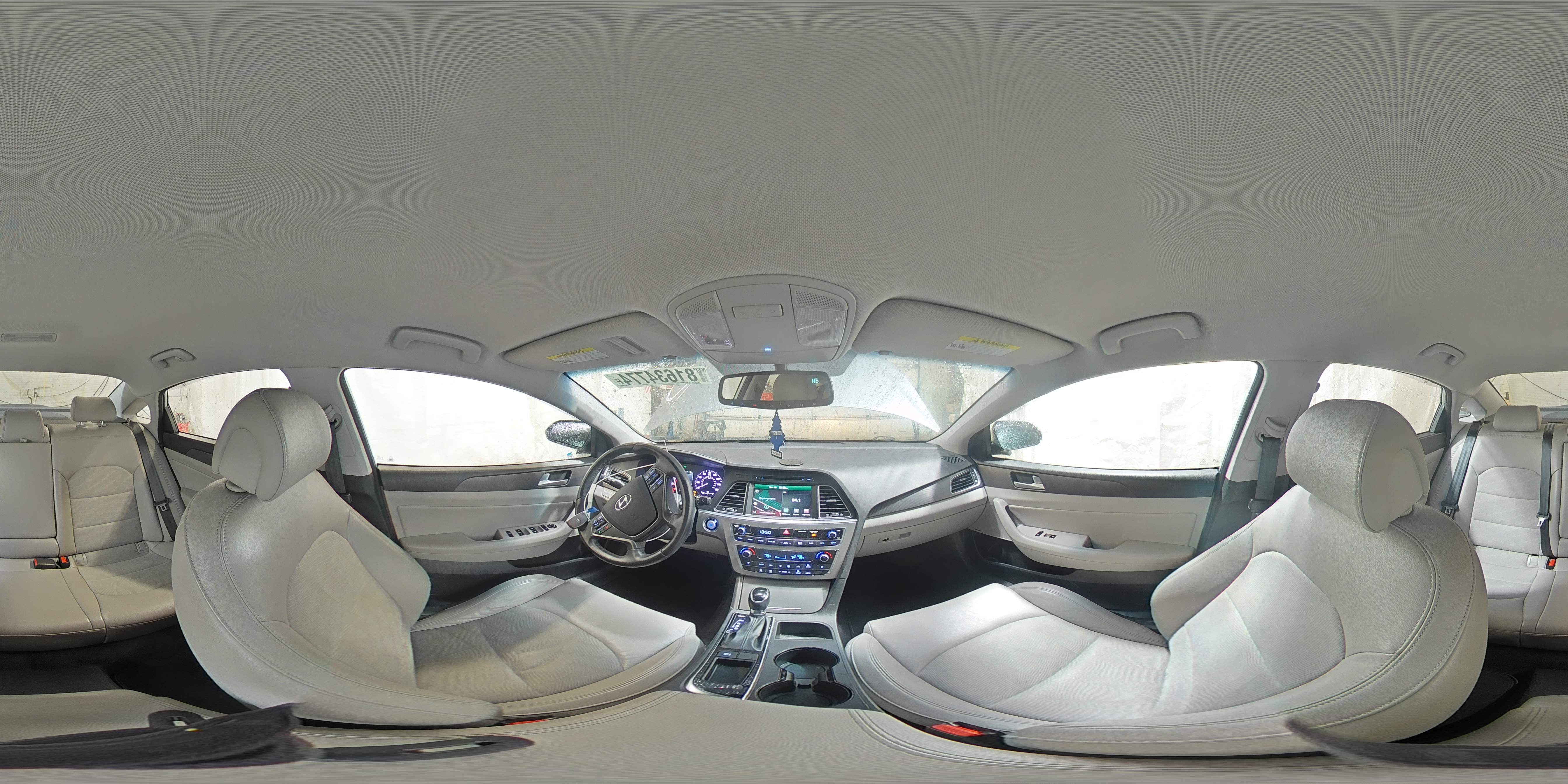 2015 Hyundai Sonata - Image 13