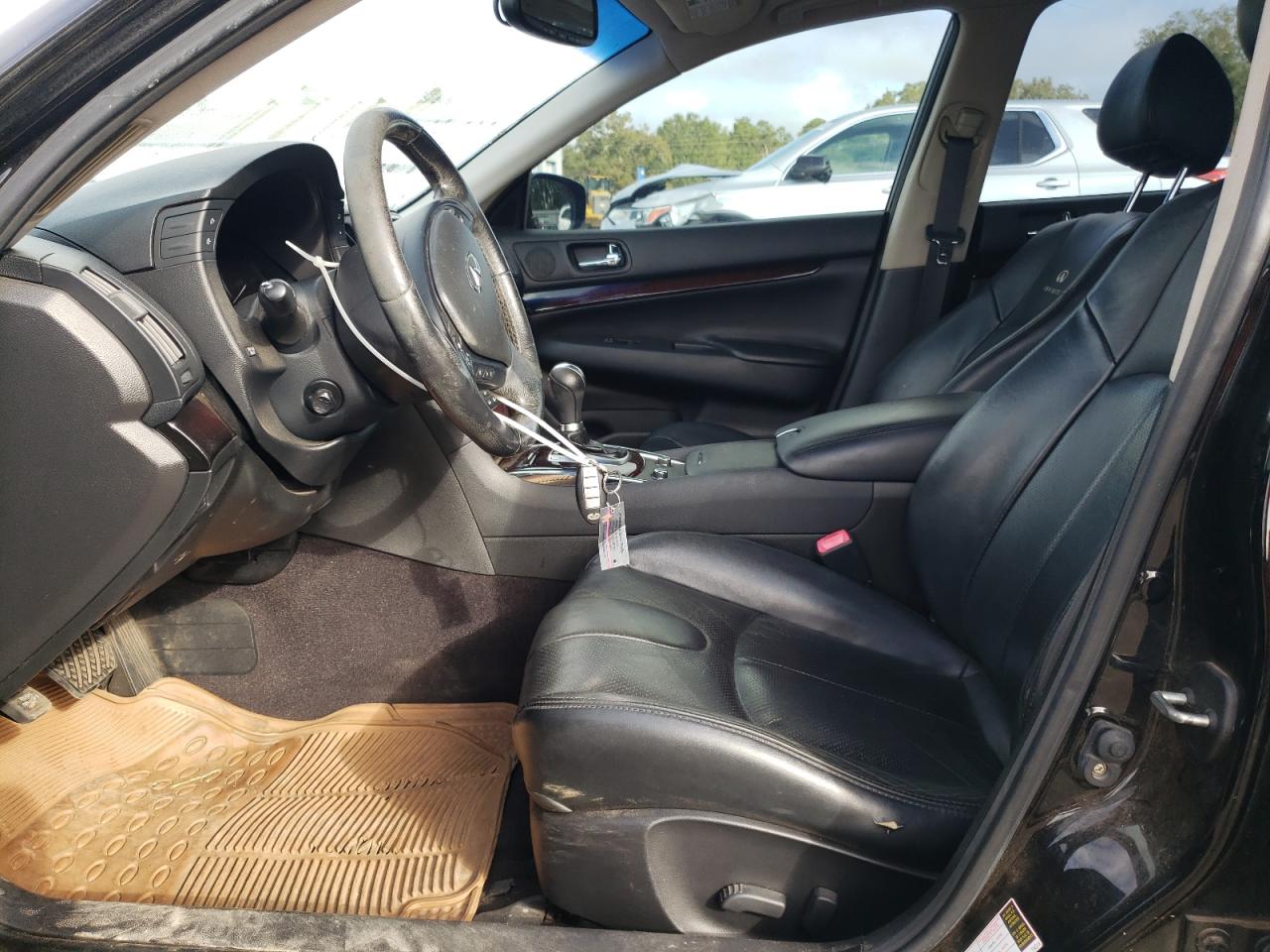 2013 Infiniti G - Image 7