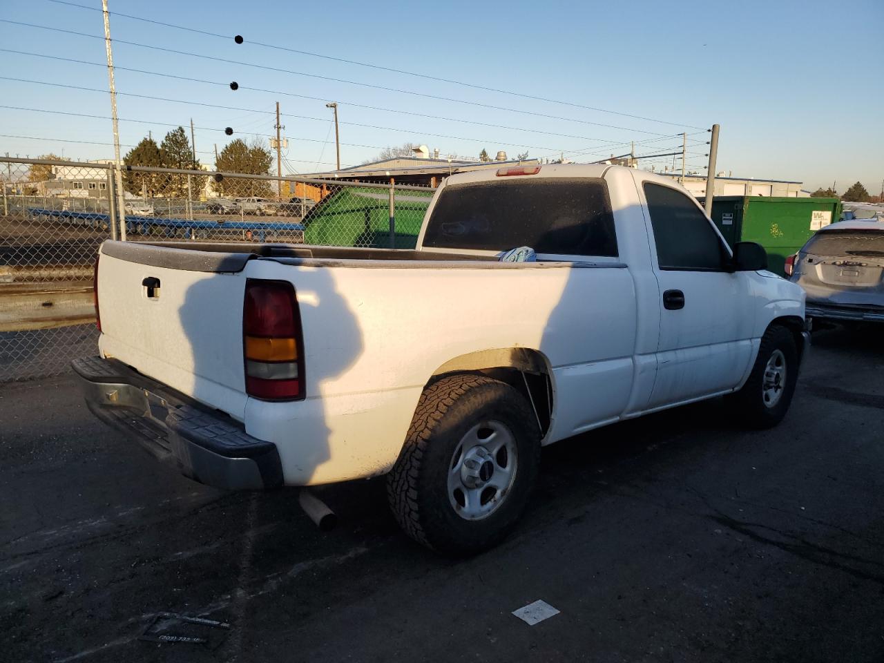 2000 GMC Sierra - Image 3