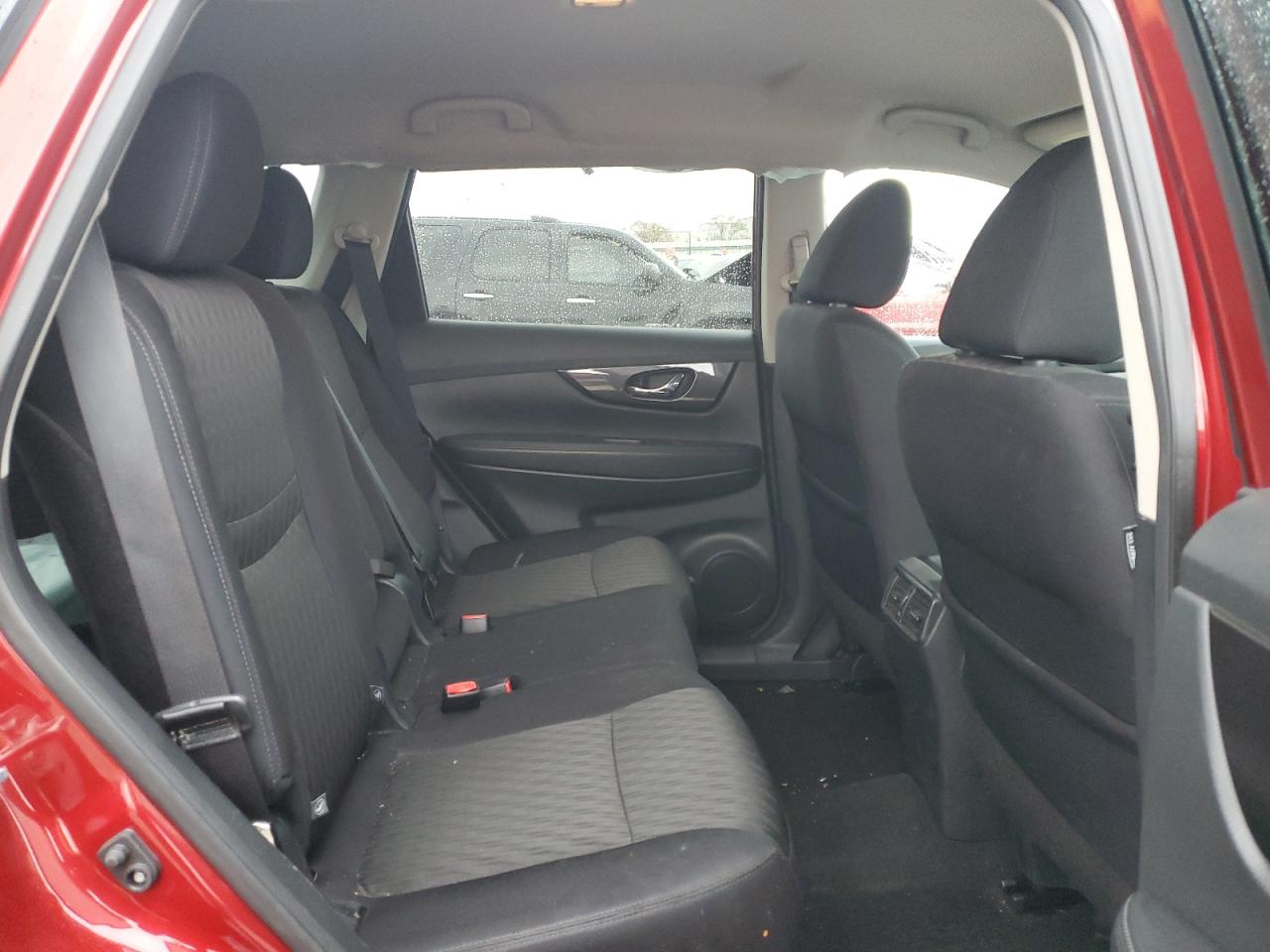 2019 Nissan Rogue - Image 11