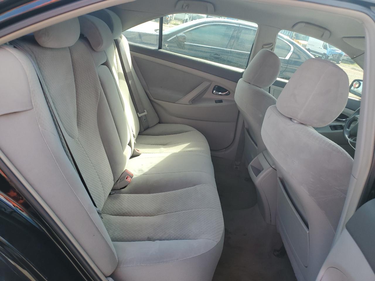 2007 Toyota Camry - Image 10