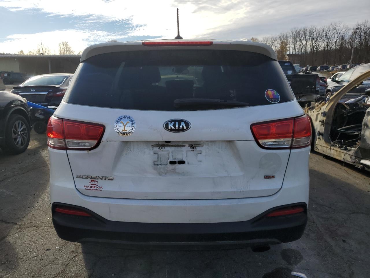 2016 Kia Sorento - Image 6