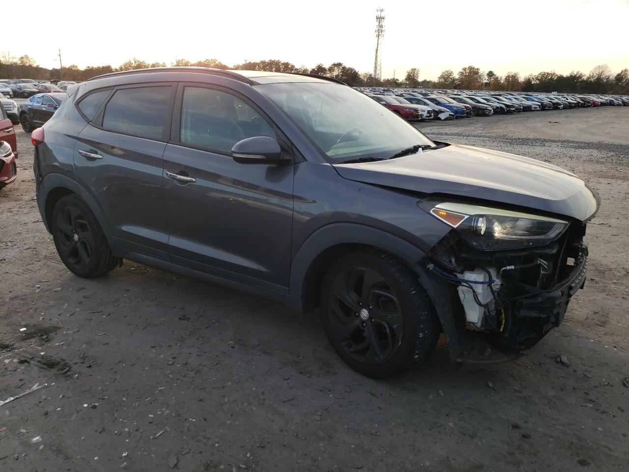 2016 Hyundai Tucson - Image 4