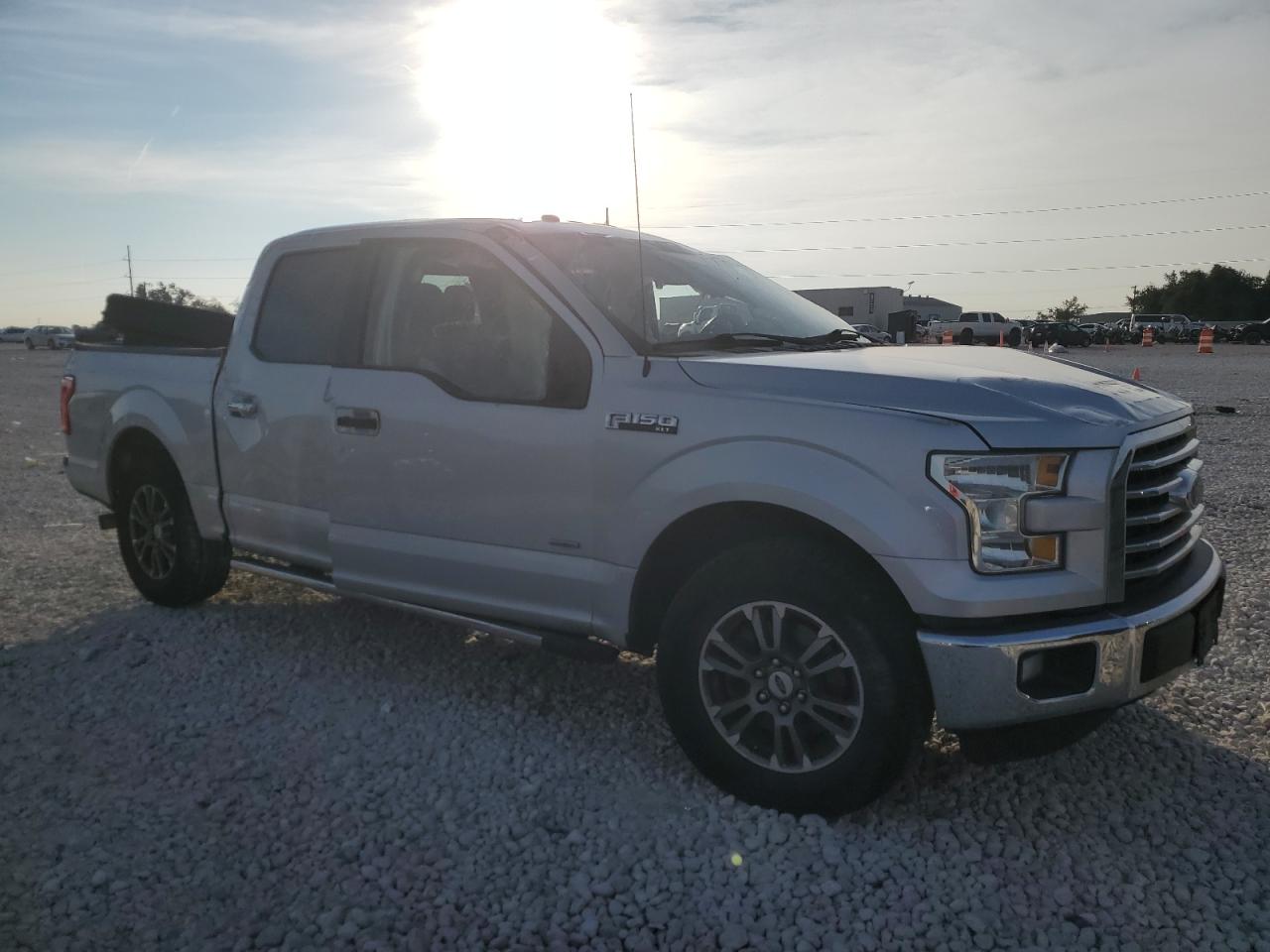 VIN 1FTEW1CP5GKF65491 2016 FORD F-150 no.4