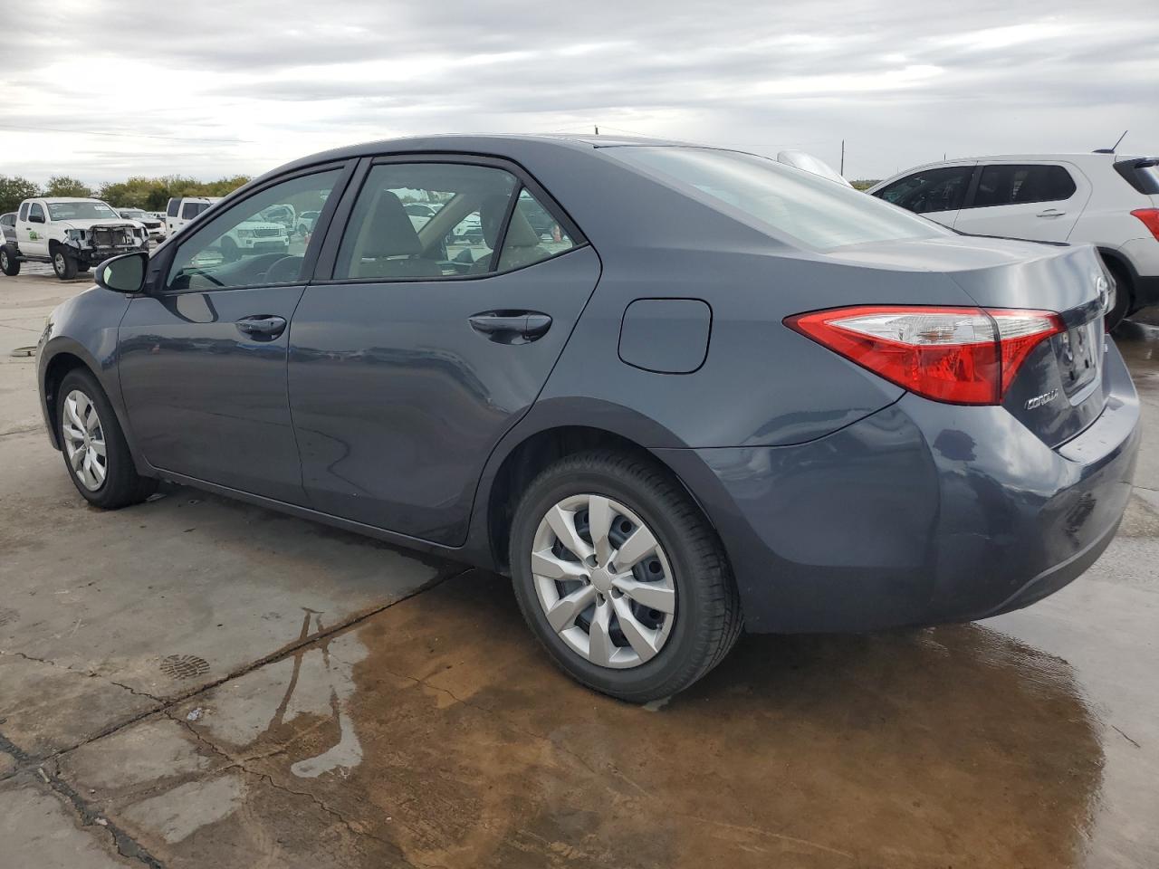 VIN 5YFBURHE7GP373778 2016 TOYOTA COROLLA no.2