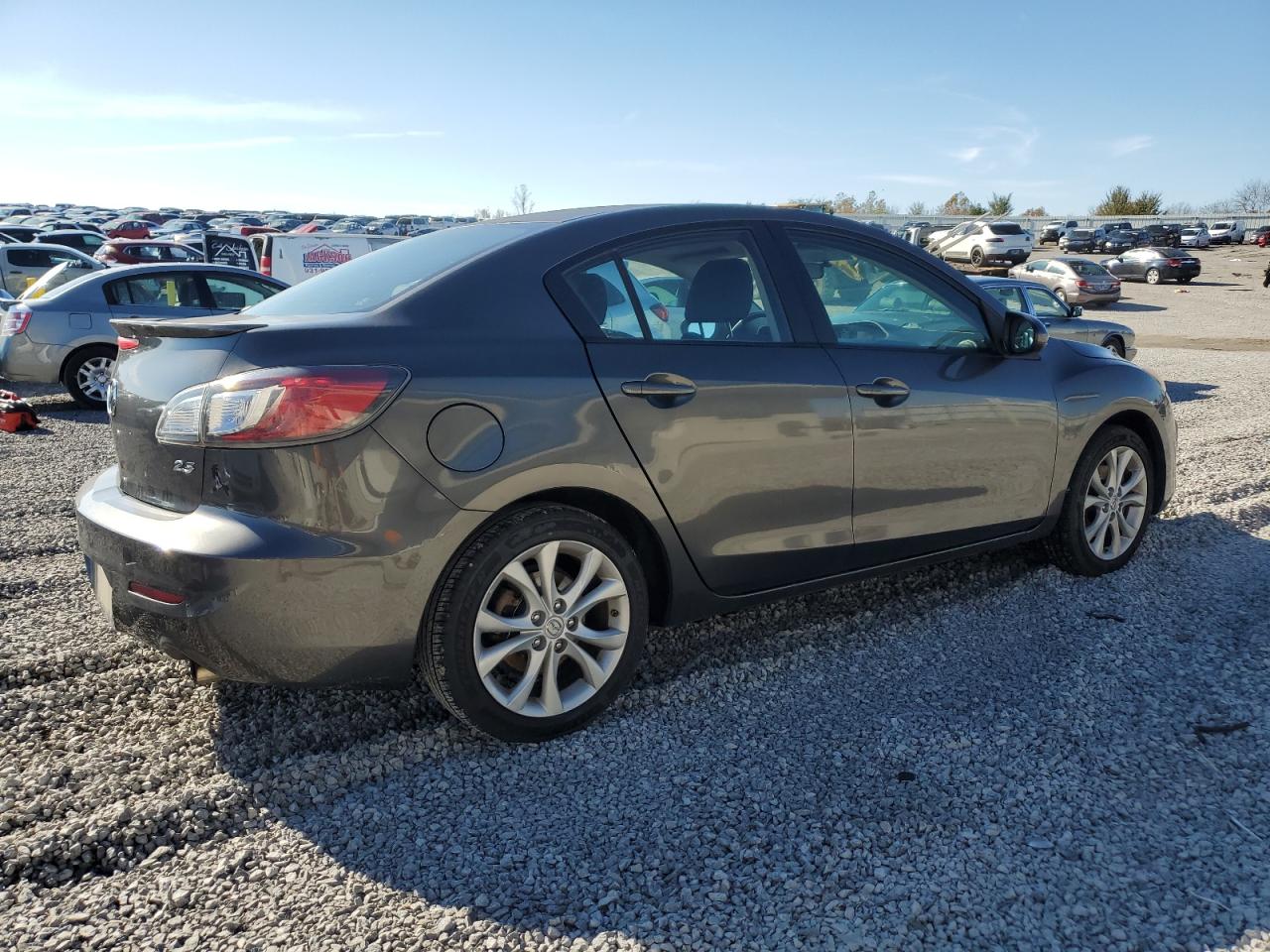 2011 Mazda 3 - Image 3