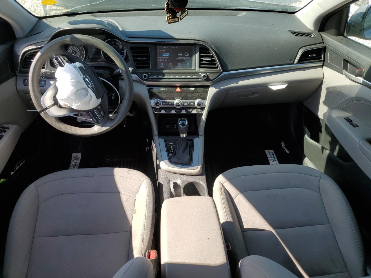 2020 Hyundai Elantra - Image 8