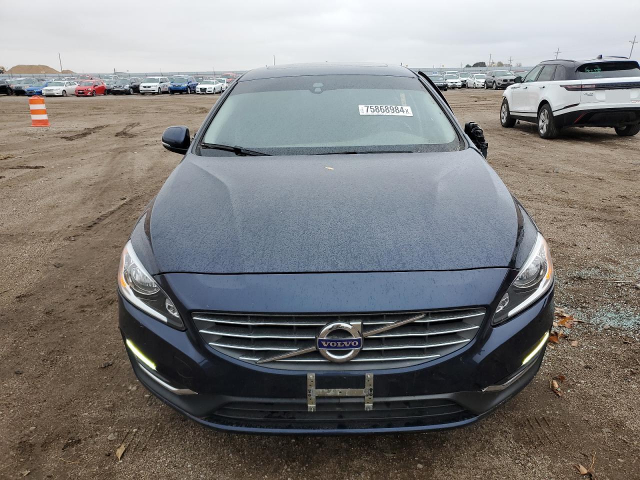 2015 Volvo S60 - Image 5