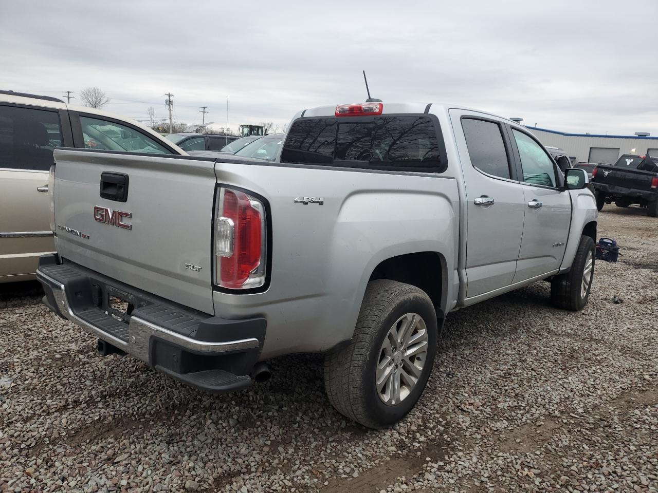 VIN 1GTG6DEN1K1165951 2019 GMC CANYON no.3