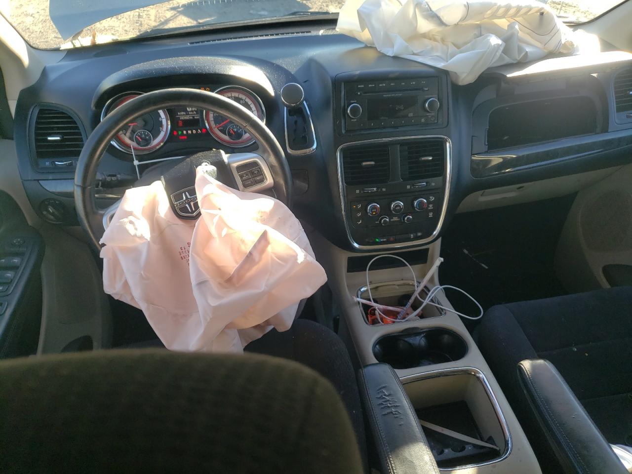 2013 Dodge Caravan - Image 8