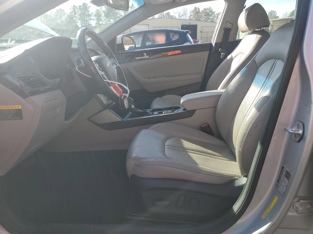 2017 Hyundai Sonata - Image 7