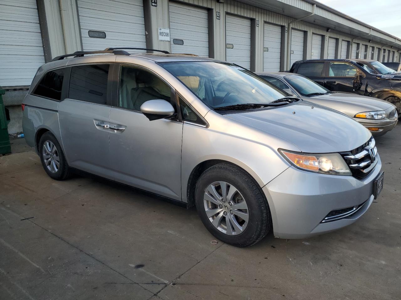 2014 Honda Odyssey - Image 4