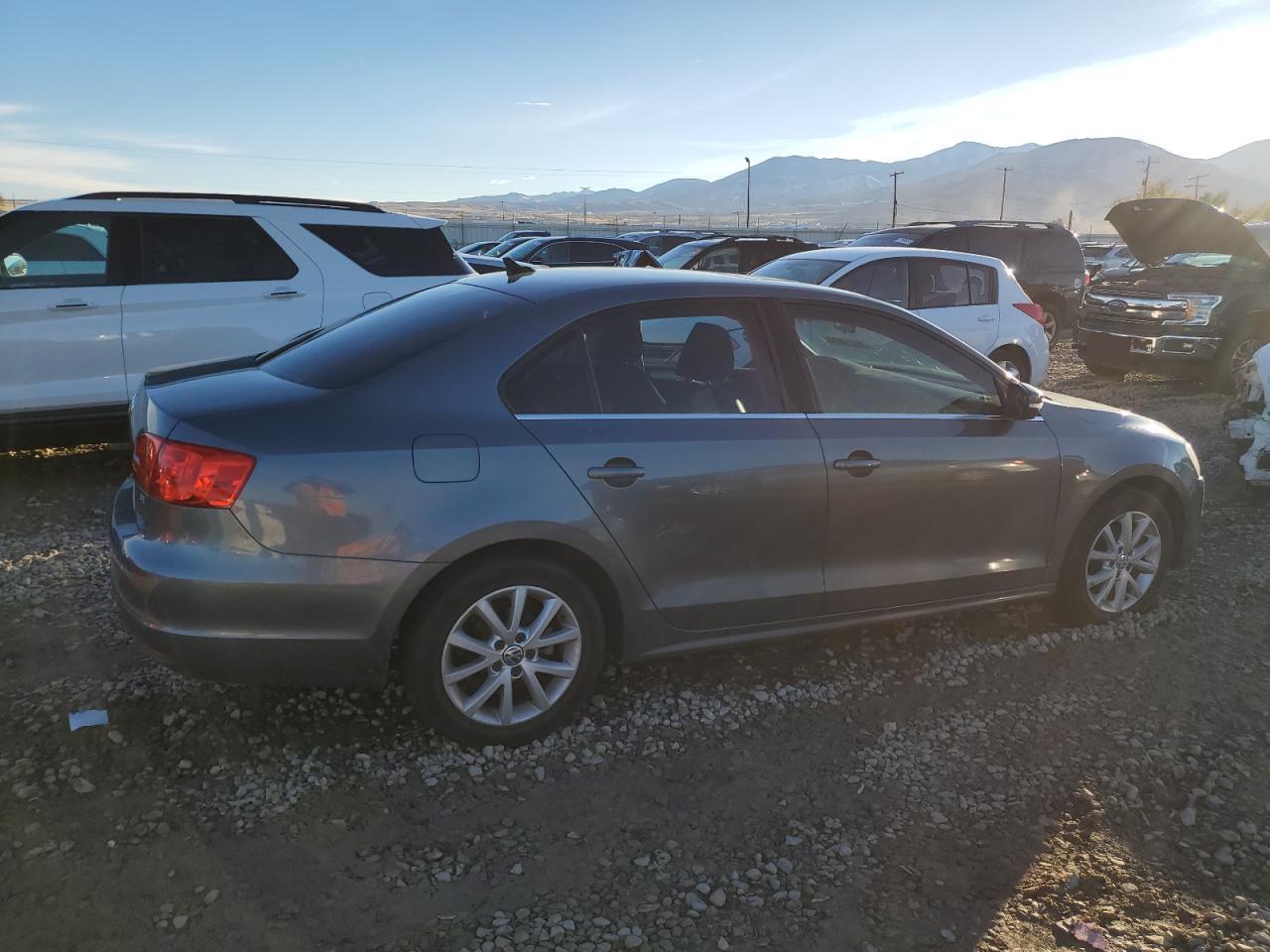 VIN 3VWD17AJXEM362451 2014 VOLKSWAGEN JETTA no.3