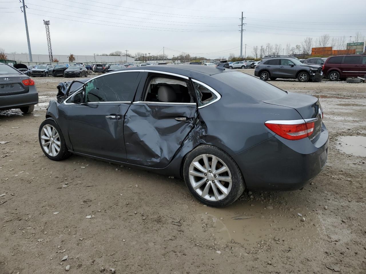 2013 Buick Verano - Image 2