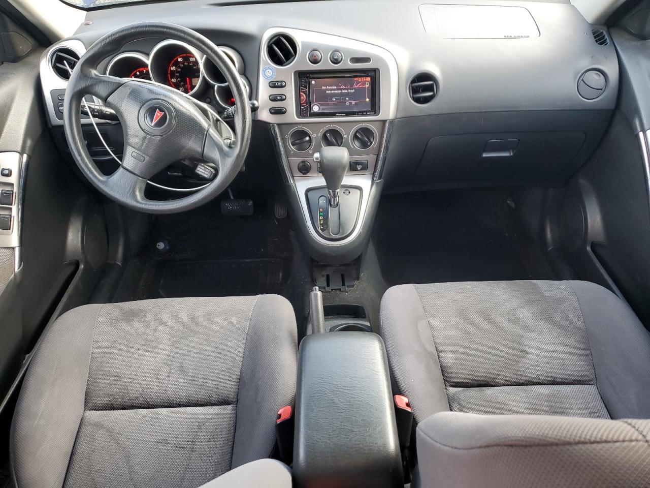 2004 Pontiac Vibe - Image 8