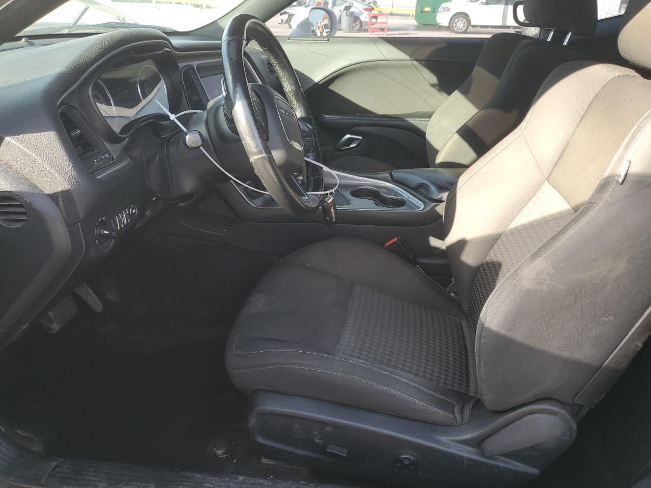 2019 Dodge Challenger - Image 7