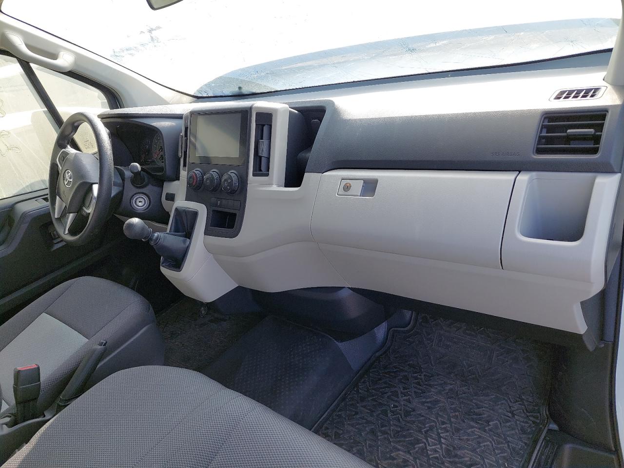 JTFLMFCP4R6609024 - 2024 Toyota HIACE - #82263564