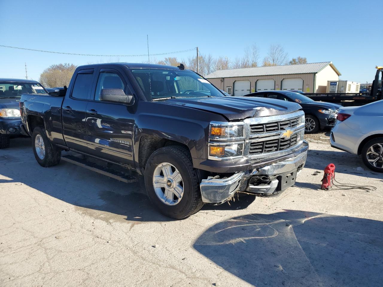 2015 Chevrolet Silverado - Image 4