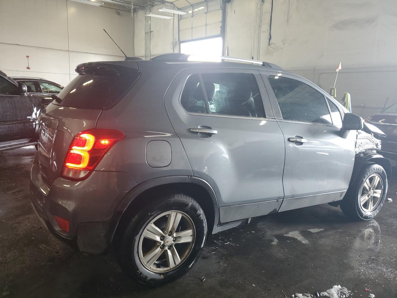 2019 Chevrolet Trax - Image 3