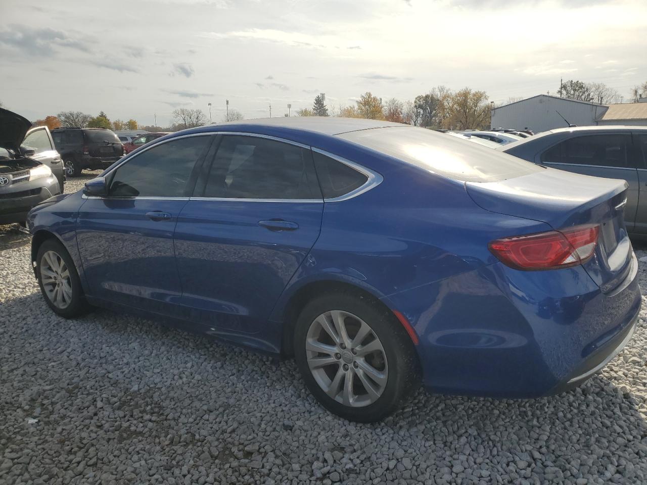 2015 Chrysler 200 - Image 2