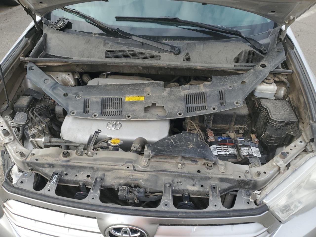 2013 Toyota Highlander - Image 12