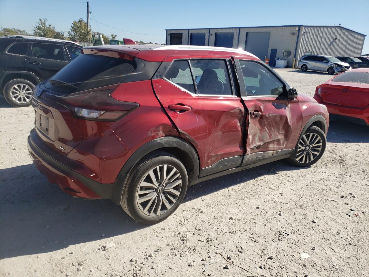 2021 Nissan Kicks - Image 3