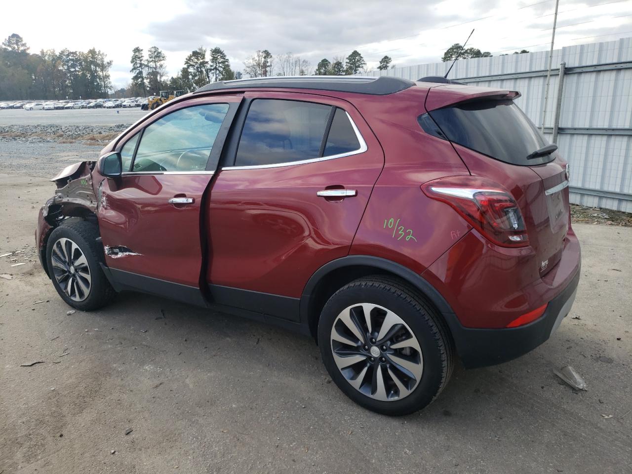 VIN KL4CJASM0NB547162 2022 BUICK ENCORE no.2