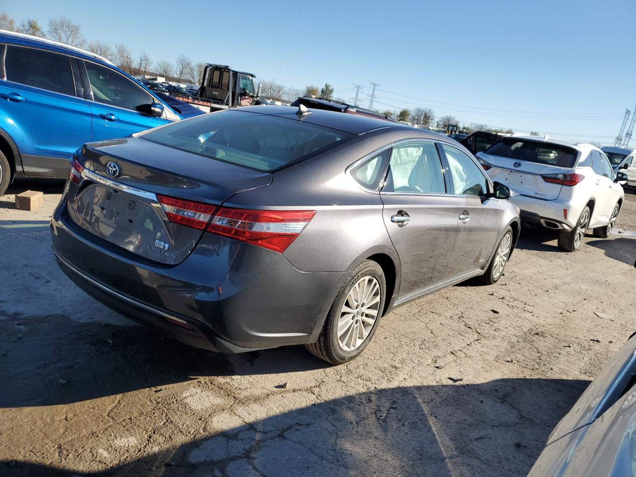 2015 Toyota Avalon - Image 3