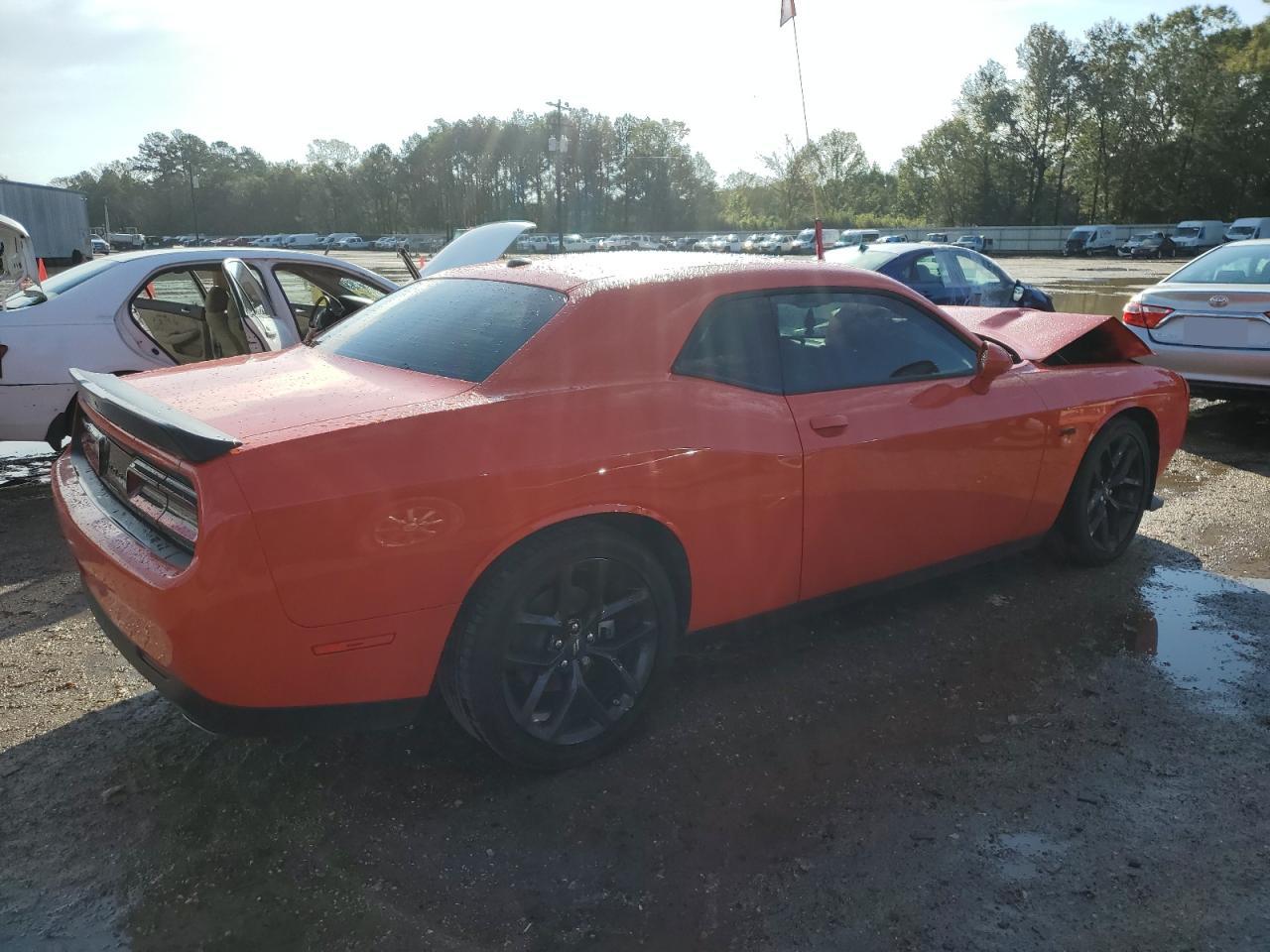 VIN 2C3CDZBT4PH668780 2023 DODGE CHALLENGER no.3