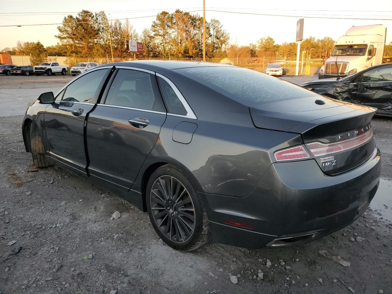 2016 Lincoln MKZ - Image 2