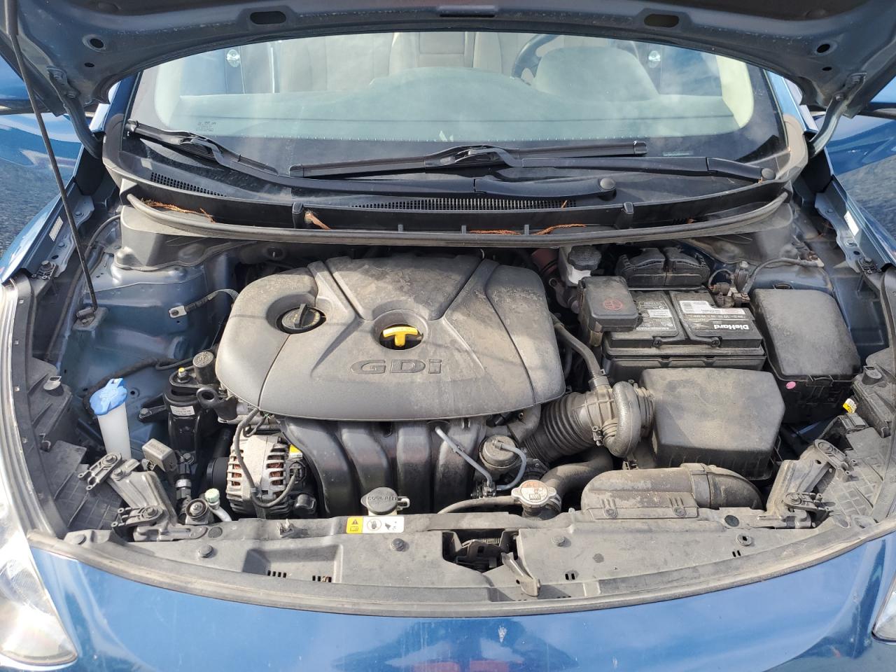 2016 Hyundai Elantra - Image 11