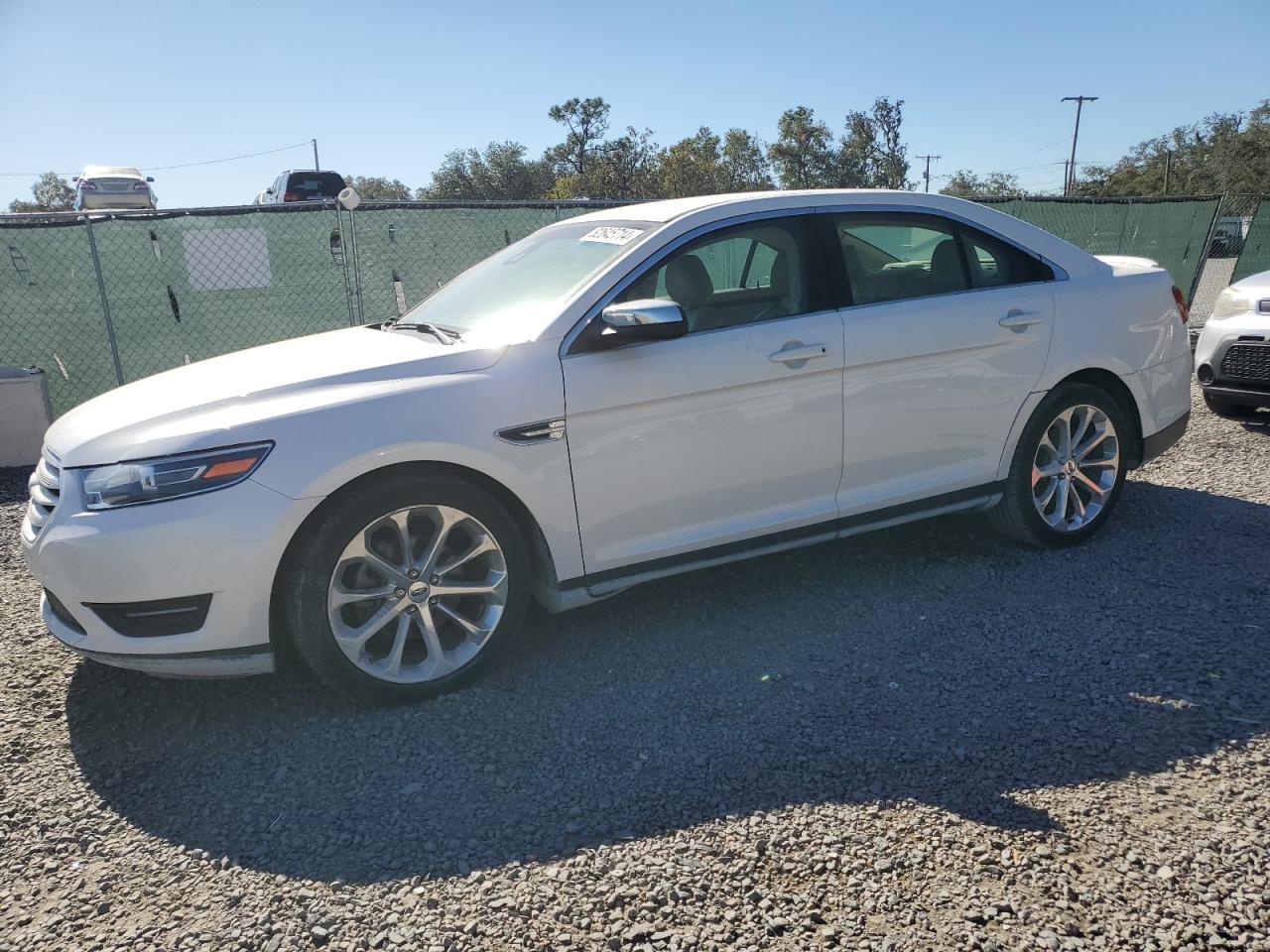 VIN 1FAHP2F81HG133205 2017 FORD TAURUS no.1