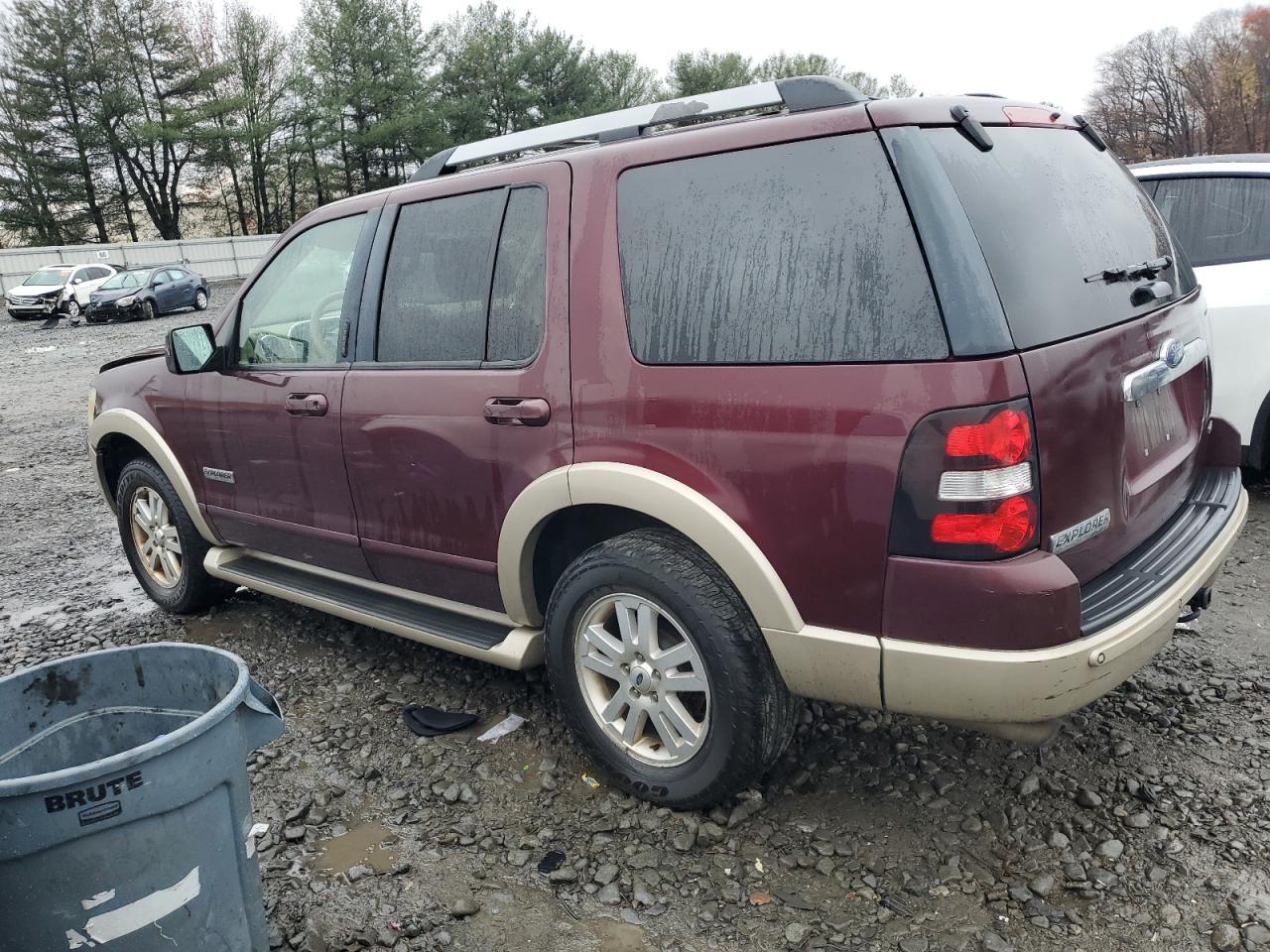 2006 Ford Explorer - Image 2