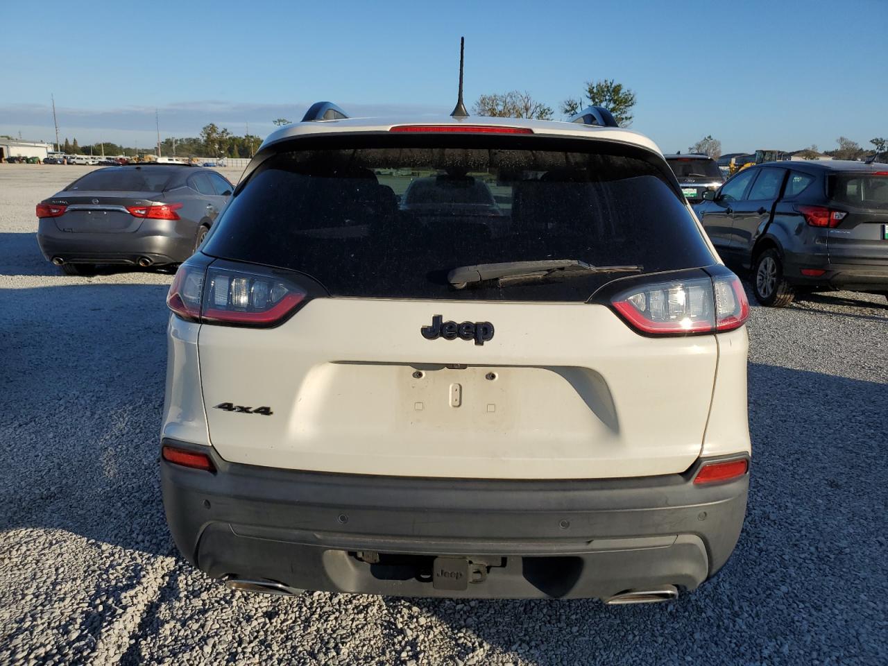 2019 Jeep Cherokee Latitude Plus VIN: 1C4PJMLXXKD284051 Lot: 80359814