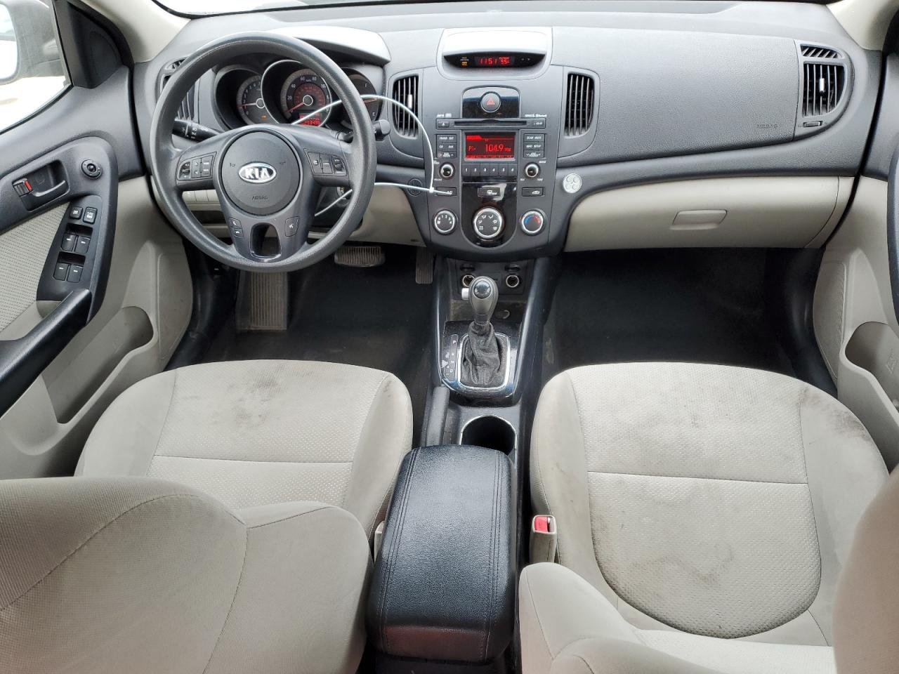 2012 Kia Forte - Image 8