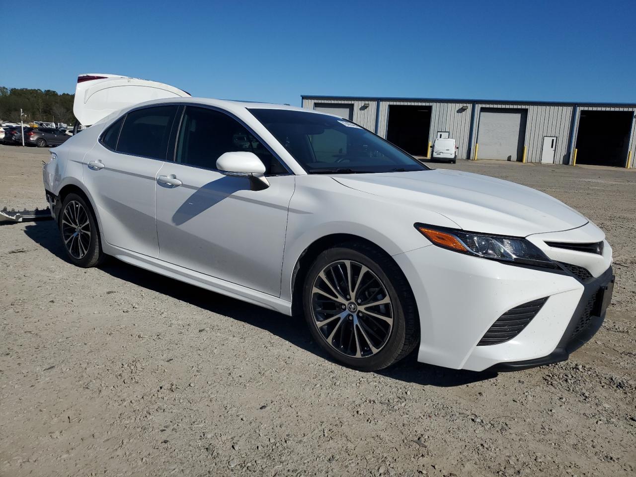 2019 Toyota Camry - Image 4
