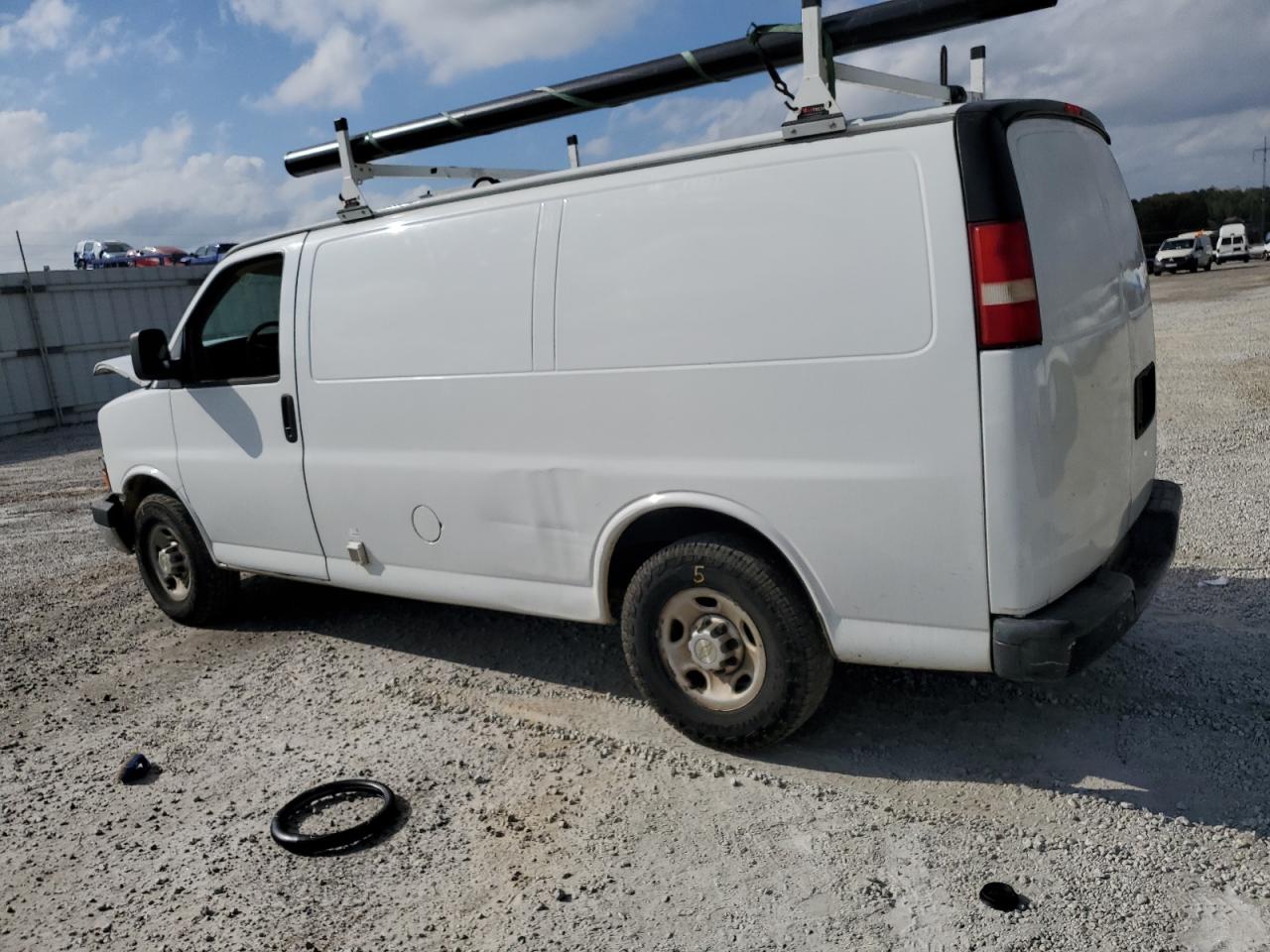 2013 Chevrolet Express - Image 2