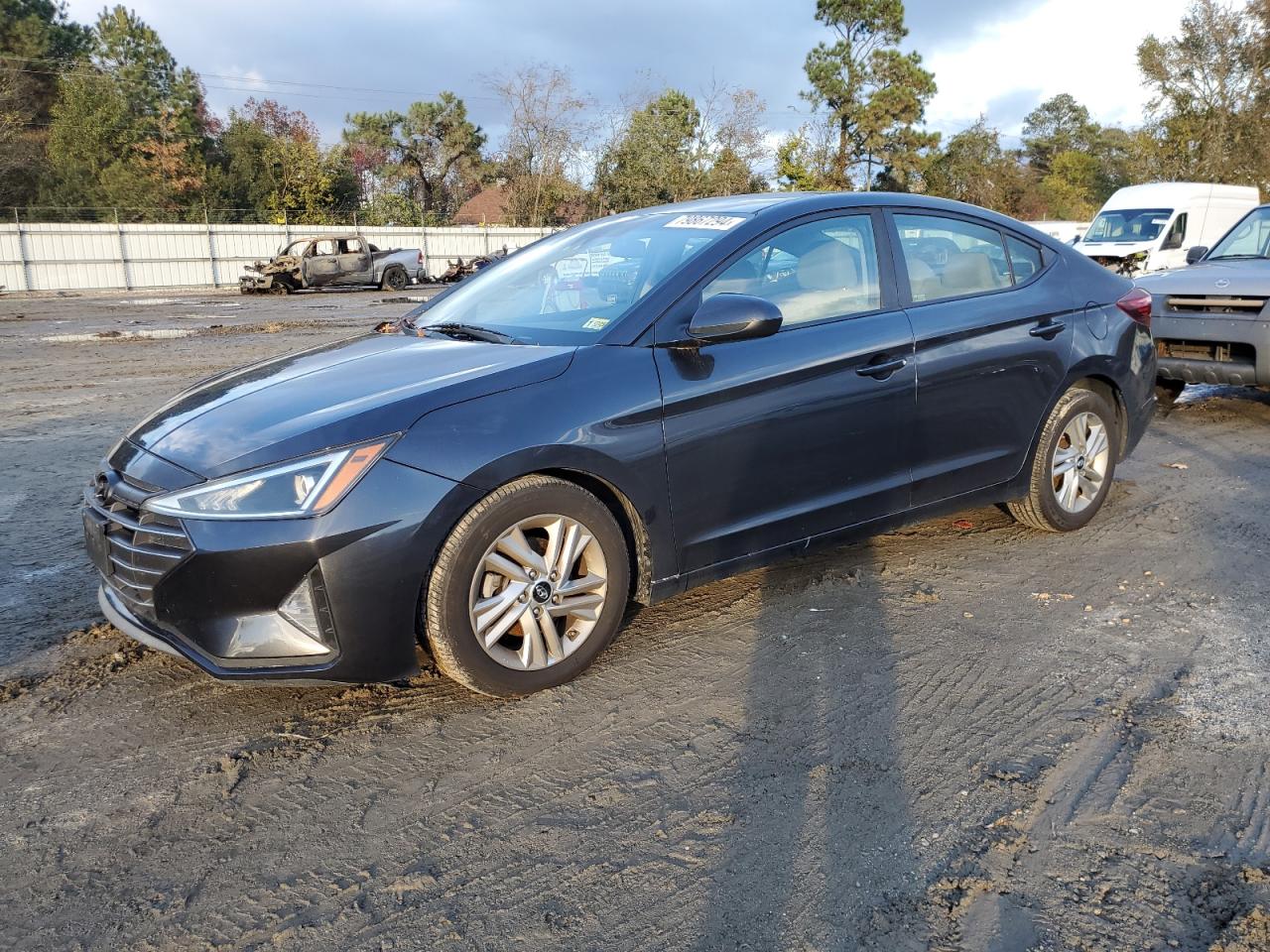 2020 Hyundai Elantra - Image 1