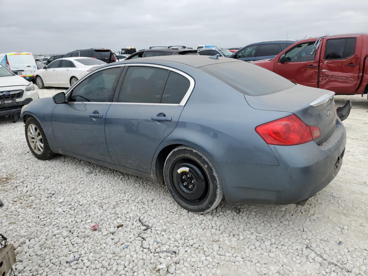 2009 Infiniti G - Image 2