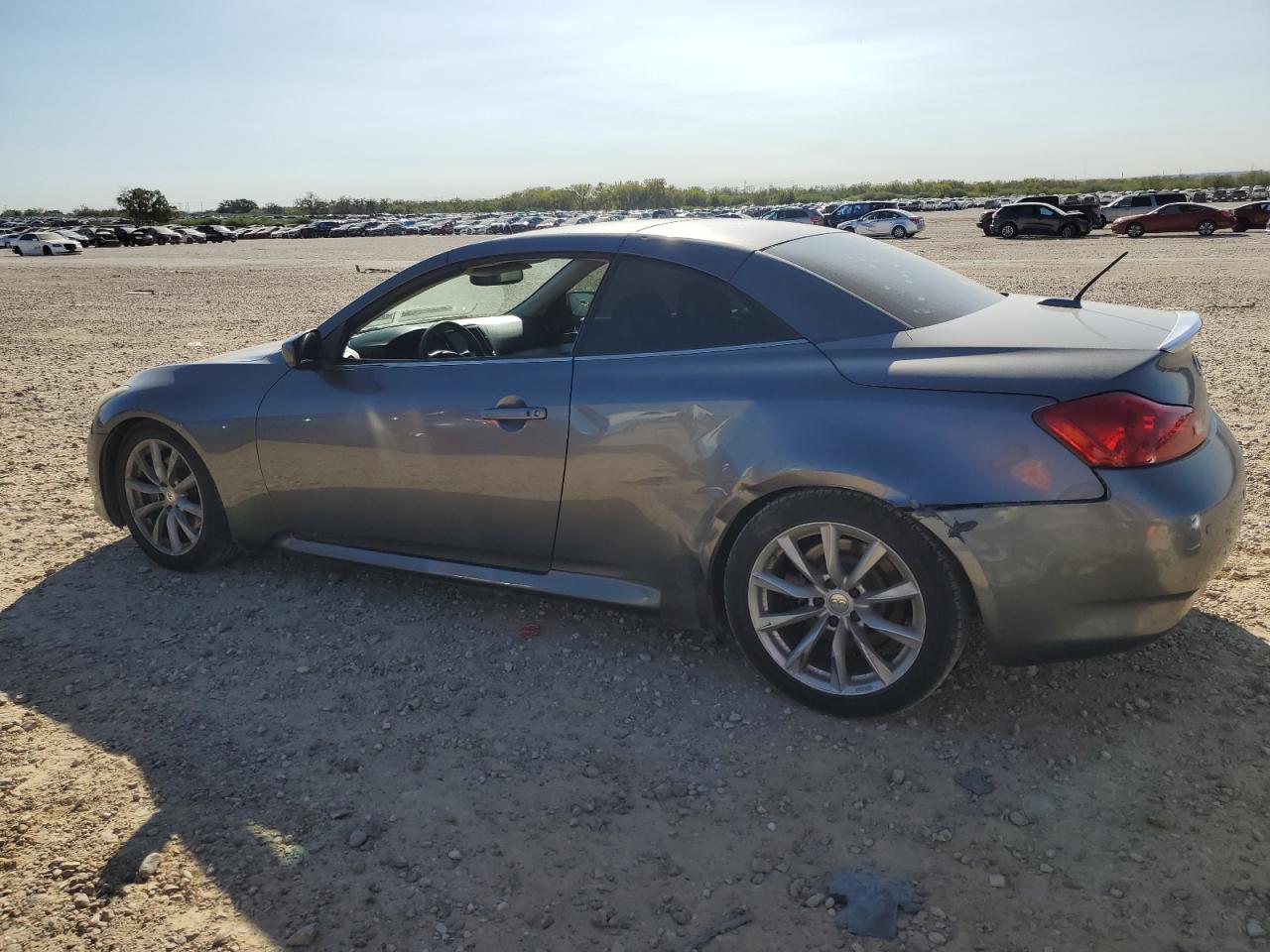 2012 Infiniti G - Image 2