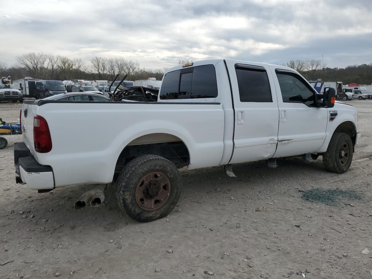 2008 Ford F250 - Image 3