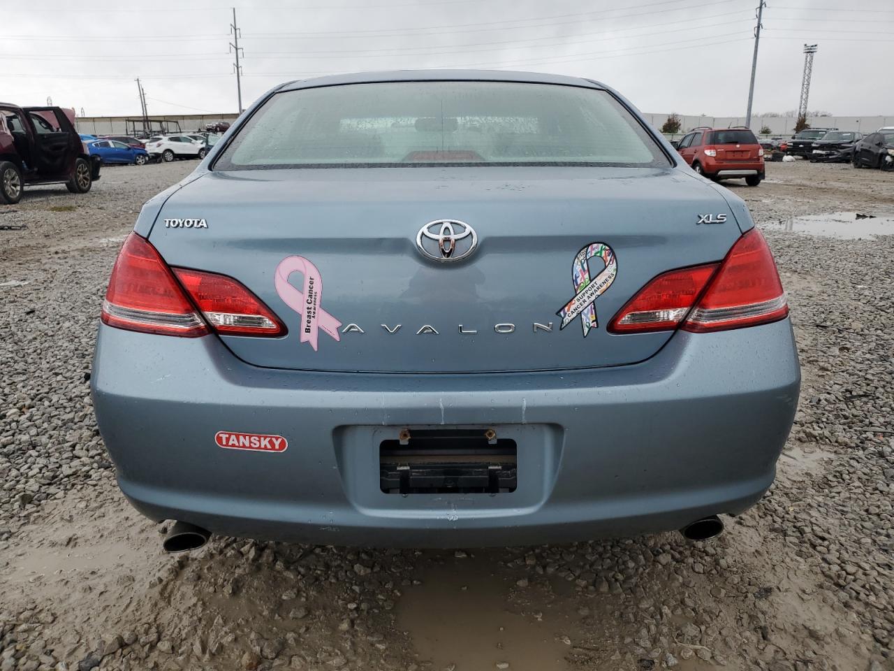 2007 Toyota Avalon - Image 6