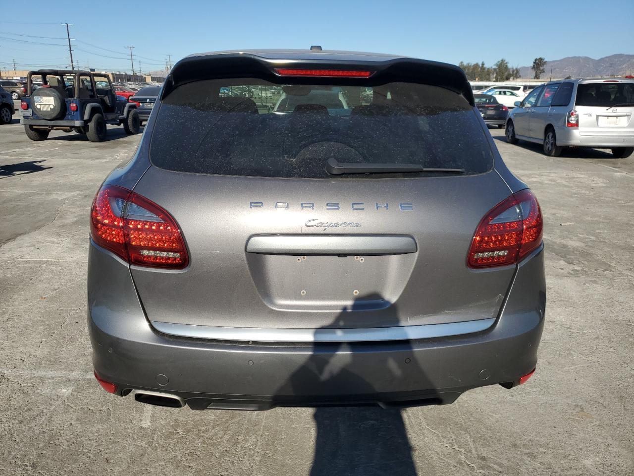 2012 Porsche Cayenne VIN: WP1AA2A22CLA10009 Lot: 81610134